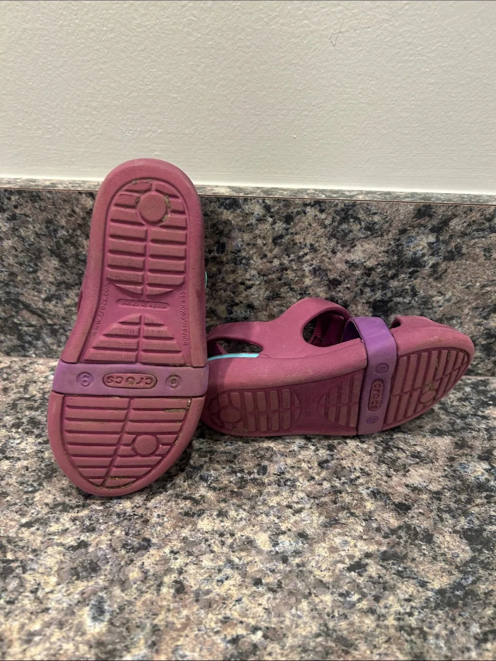 CROCS Girls Purple and Teal Flower Strap Sandals